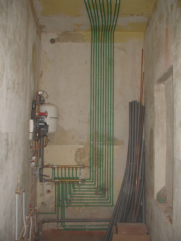 Wandheizung Verteiler